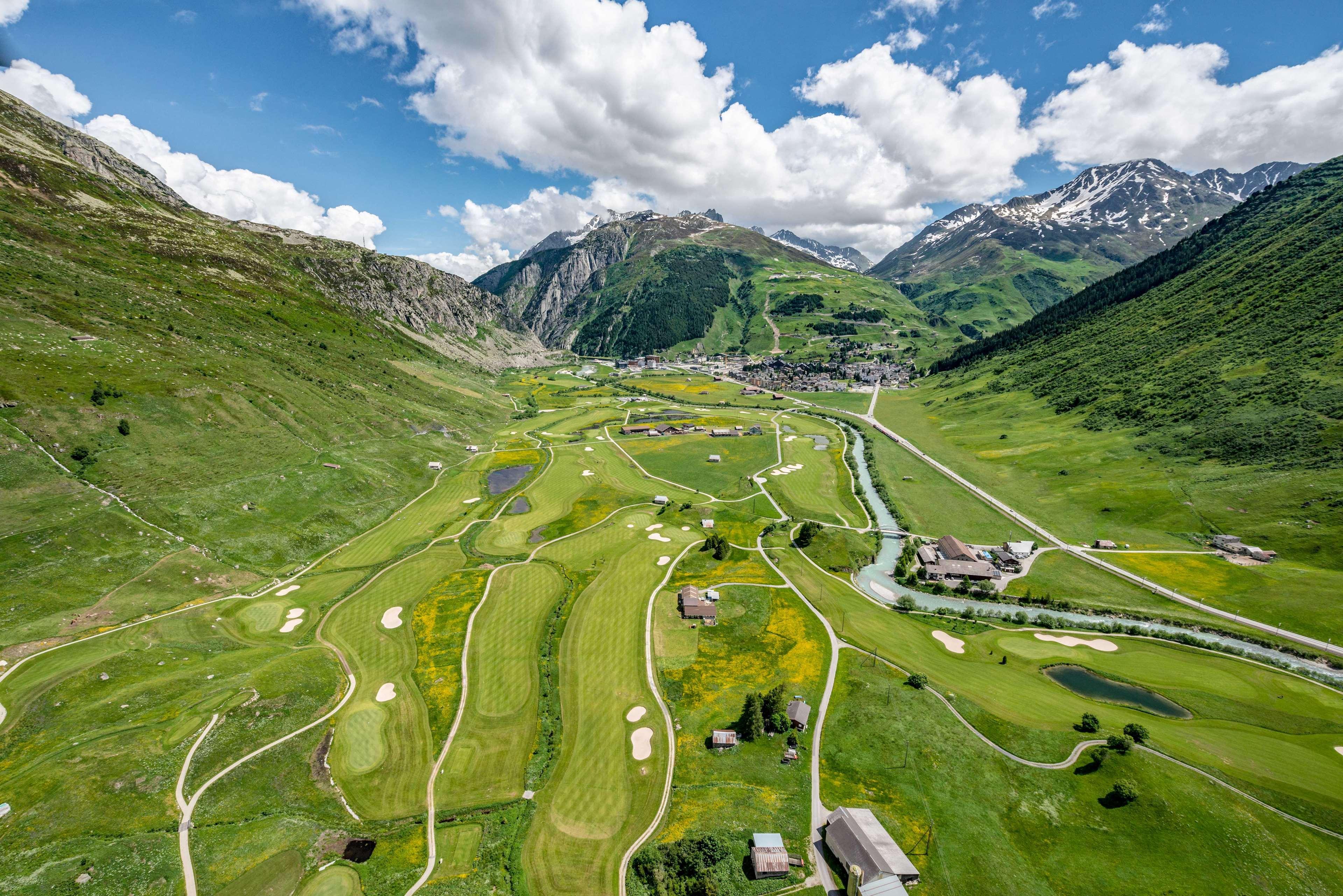 Radisson Blu Hotel Reussen, Andermatt Exterior photo